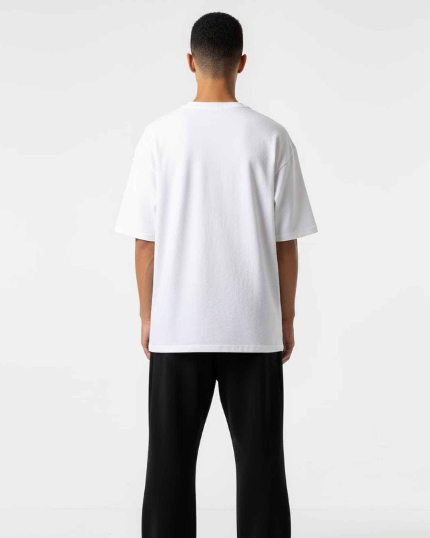 INTROVERT drop-shoulder oversized, comfortable fit